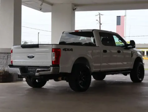 More photos of 2019 Ford F-250SD XLT at Brandon Reeves Auto World, NC