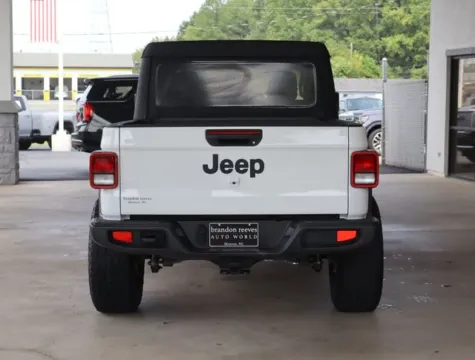 More photos of 2021 Jeep Gladiator Sport at Brandon Reeves Auto World, NC