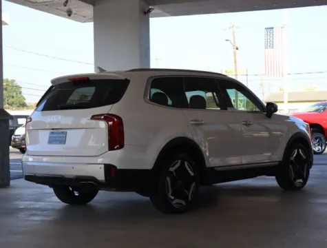 More photos of 2024 Kia Telluride S at Brandon Reeves Auto World, NC