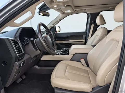 More photos of 2021 Ford Expedition Limited at Brandon Reeves Auto World, NC