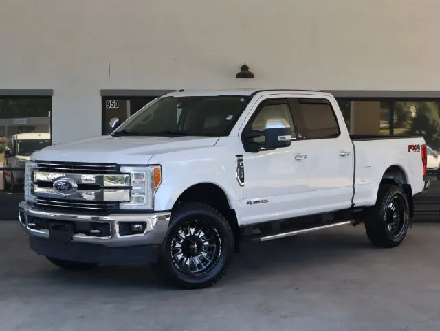 2017 Ford F-250SD Lariat
