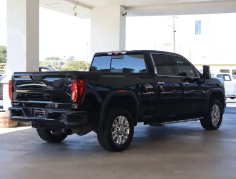 More photos of 2023 GMC Sierra 2500 HD Denali at Brandon Reeves Auto World, NC