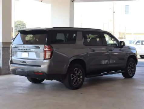 More photos of 2021 Chevrolet Suburban Z71 at Brandon Reeves Auto World, NC