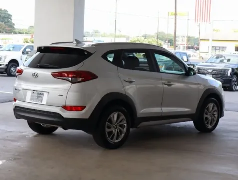 More photos of 2018 Hyundai Tucson SEL at Brandon Reeves Auto World, NC