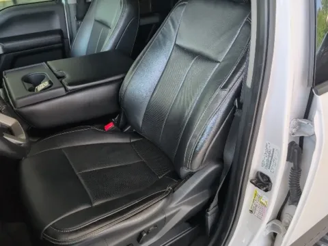 More photos of 2019 Ford F-150 Lariat at Brandon Reeves Auto World, NC