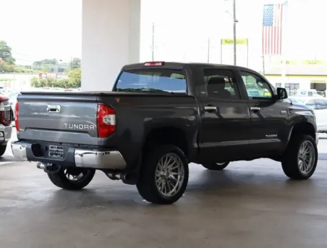 More photos of 2018 Toyota Tundra SR5 at Brandon Reeves Auto World, NC