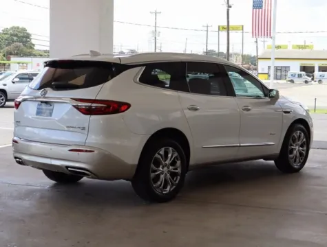 More photos of 2018 Buick Enclave Avenir at Brandon Reeves Auto World, NC