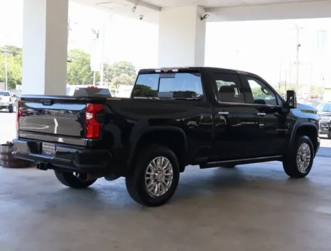 More photos of 2023 Chevrolet Silverado 2500HD High Country at Brandon Reeves Auto World, NC