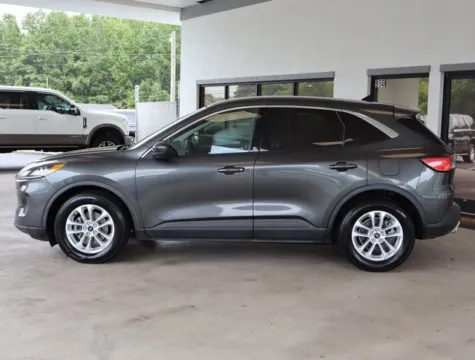 Photos of 2020 Ford Escape SE for sale in Monroe, NC at Brandon Reeves Auto World