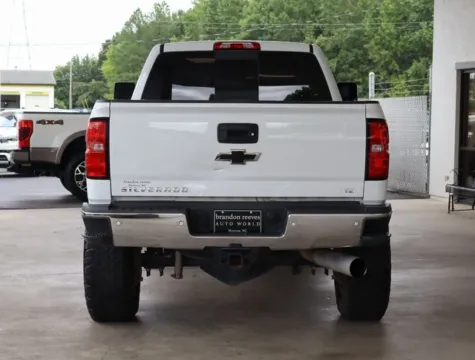 More photos of 2019 Chevrolet Silverado 3500HD LTZ at Brandon Reeves Auto World, NC