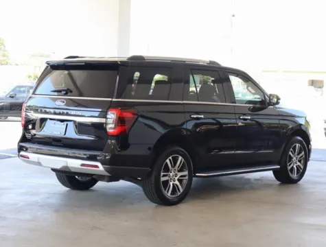 More photos of 2022 Ford Expedition Limited at Brandon Reeves Auto World, NC