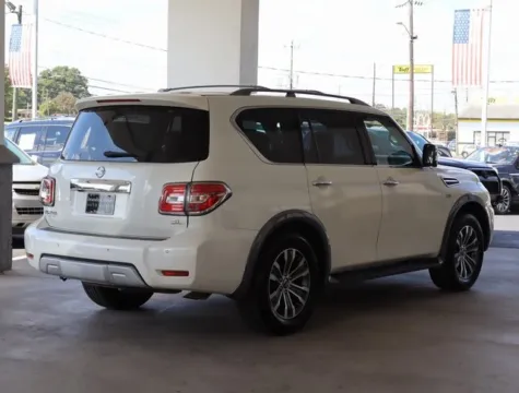 More photos of 2018 Nissan Armada SL at Brandon Reeves Auto World, NC