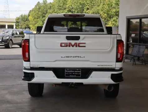 More photos of 2021 GMC Sierra 2500HD Denali at Brandon Reeves Auto World, NC