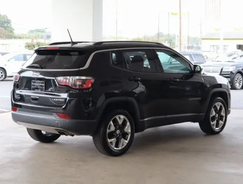 More photos of 2019 Jeep Compass Limited at Brandon Reeves Auto World, NC