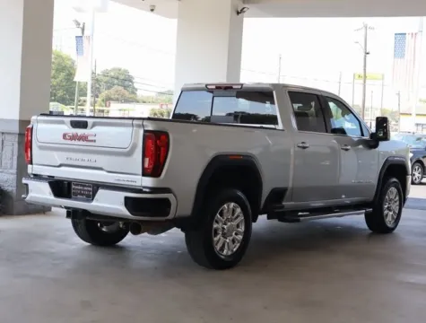 More photos of 2022 GMC Sierra 2500HD Denali at Brandon Reeves Auto World, NC