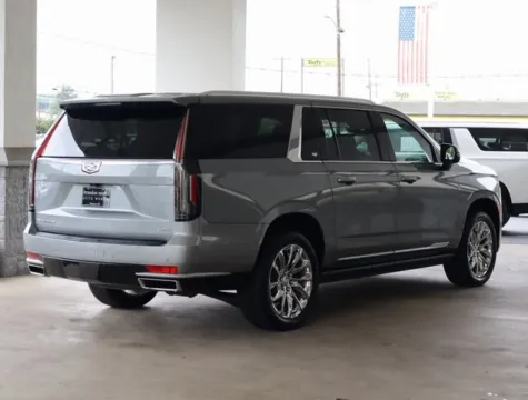 More photos of 2023 Cadillac Escalade ESV Premium Luxury Platinum at Brandon Reeves Auto World, NC