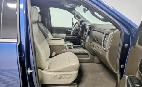 More photos of 2020 Chevrolet Silverado 2500HD LTZ at Brandon Reeves Auto World, NC