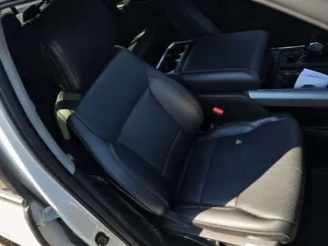 More photos of 2021 Ford F-150 Lariat at Brandon Reeves Auto World, NC