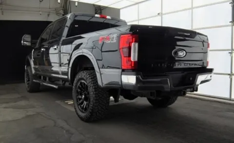 More photos of 2017 Ford F-250SD Lariat at Brandon Reeves Auto World, NC