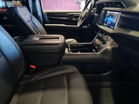 More photos of 2021 GMC Yukon Denali at Brandon Reeves Auto World, NC