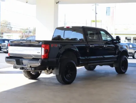 More photos of 2017 Ford F-350SD Platinum at Brandon Reeves Auto World, NC