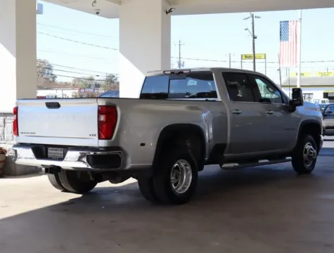More photos of 2020 Chevrolet Silverado 3500HD LTZ at Brandon Reeves Auto World, NC