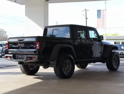 More photos of 2022 Jeep Gladiator Rubicon at Brandon Reeves Auto World, NC