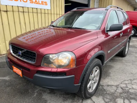 More photos of 2005 Volvo XC90 2.5T AWD at Automotive Specialties Auto Sales, WA
