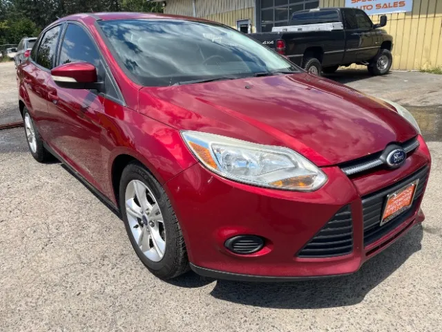 Red 2014 Ford Focus SE for sale in Spokane, WA