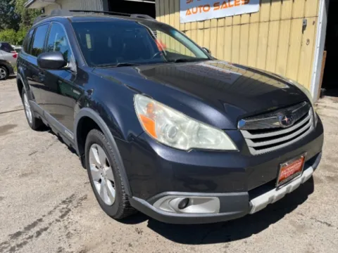 Gray 2011 Subaru Outback 3.6R Limited for sale in Spokane, WA