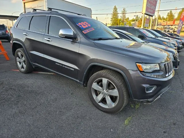 Gray 2014 Jeep Grand Cherokee Limited 4WD *Needs 1 glow plug replaced* mechanical special! for sale in Spokane, WA