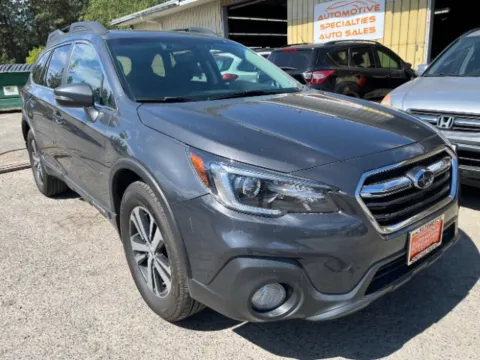 Gray 2019 Subaru Outback 2.5i Limited for sale in Spokane, WA