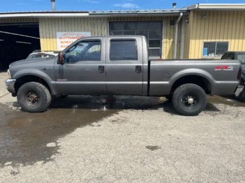 More photos of 2004 Ford F-250 FX4 Super Duty Turbo Diesel 4X4 at Automotive Specialties Auto Sales, WA