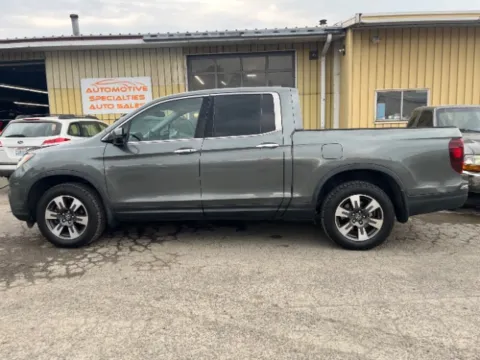 More photos of 2017 Honda Ridgeline RTL-E V6 AWD at Automotive Specialties Auto Sales, WA