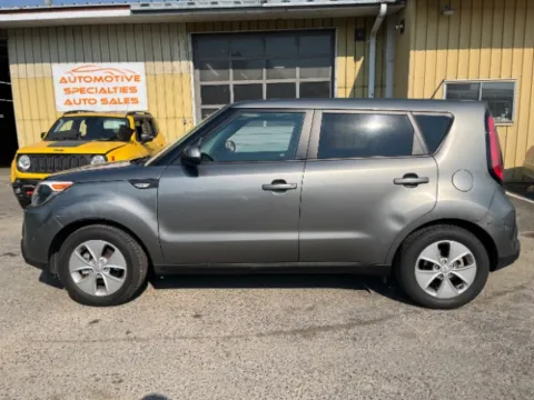 More photos of 2014 Kia Soul 1.6L FWD at Automotive Specialties Auto Sales, WA