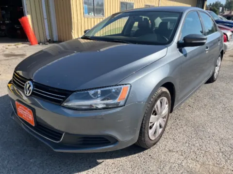 More photos of 2013 Volkswagen Jetta 2.5L SE at Automotive Specialties Auto Sales, WA