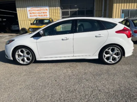 More photos of 2014 Ford Focus ST-3 Hatchback at Automotive Specialties Auto Sales, WA