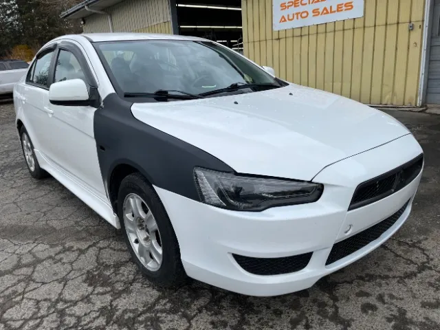 2013 Mitsubishi Lancer ES