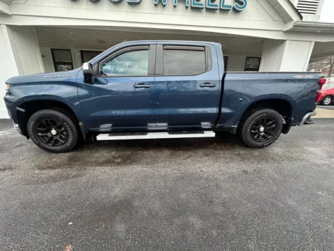 Photos of 2019 Chevrolet Silverado 1500 Crew Cab LT Pickup 4D 5 3/4 ft for sale in Liverpool, OH at Good Wheels