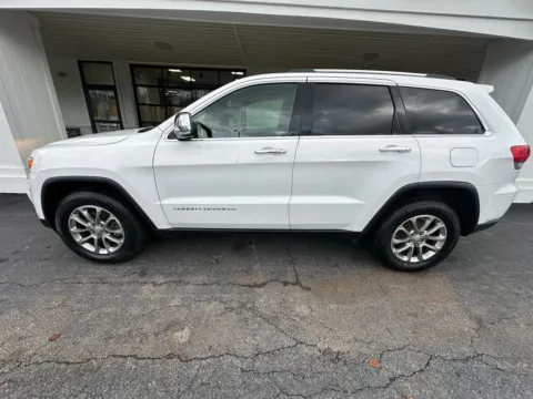 Photos of 2016 Jeep Grand Cherokee Limited Sport Utility 4D for sale in Liverpool, OH at Good Wheels