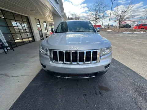 Another view of 2013 Jeep Grand Cherokee Limited Sport Utility 4D for sale in Liverpool, OH at Good Wheels
