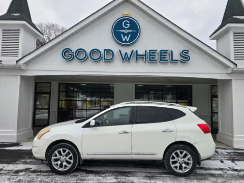 White 2011 Nissan Rogue SV Sport Utility 4D for sale in Liverpool, OH