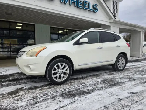 Another view of 2011 Nissan Rogue SV Sport Utility 4D for sale in Liverpool, OH at Good Wheels