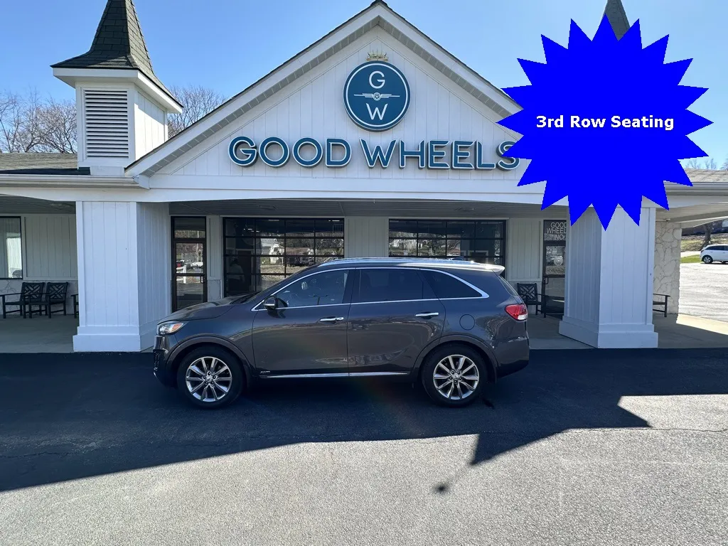 2016 Kia Sorento SX Limited for sale in Liverpool, OH