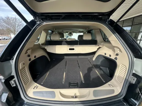 More photos of 2015 Jeep Grand Cherokee Limited Sport Utility 4D at Good Wheels, OH