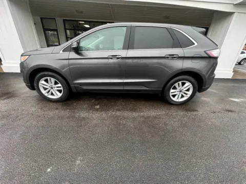 Photos of 2018 Ford Edge SEL Sport Utility 4D for sale in Liverpool, OH at Good Wheels