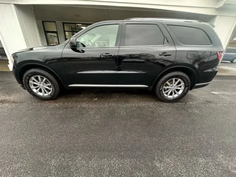 Photos of 2017 Dodge Durango SXT Sport Utility 4D for sale in Liverpool, OH at Good Wheels