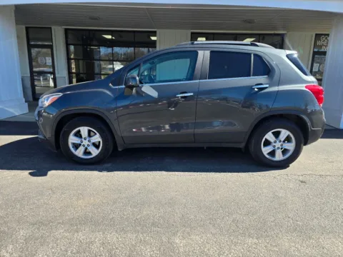 Photos of 2017 Chevrolet Trax LT Sport Utility 4D for sale in Liverpool, OH at Good Wheels