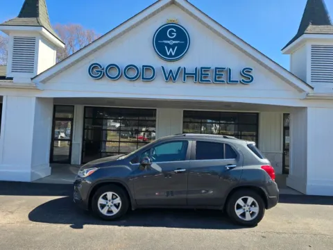 Gray 2017 Chevrolet Trax LT Sport Utility 4D for sale in Liverpool, OH