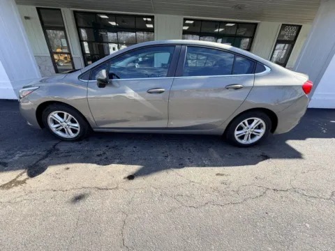 Photos of 2017 Chevrolet Cruze LT Sedan 4D for sale in Liverpool, OH at Good Wheels